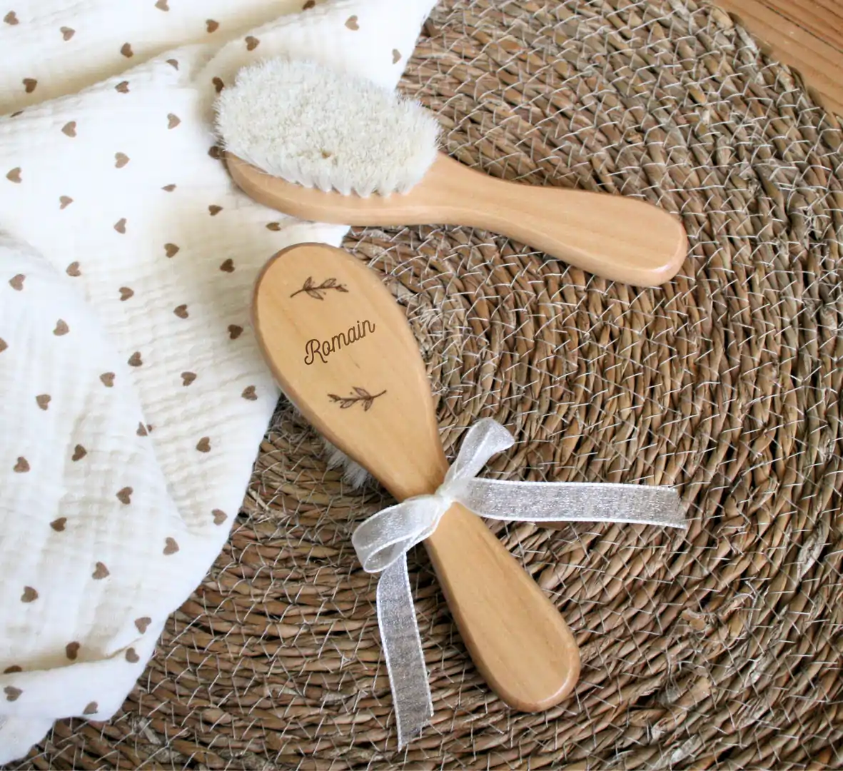 Brosse bébé personnalisée feuilles — vue 2