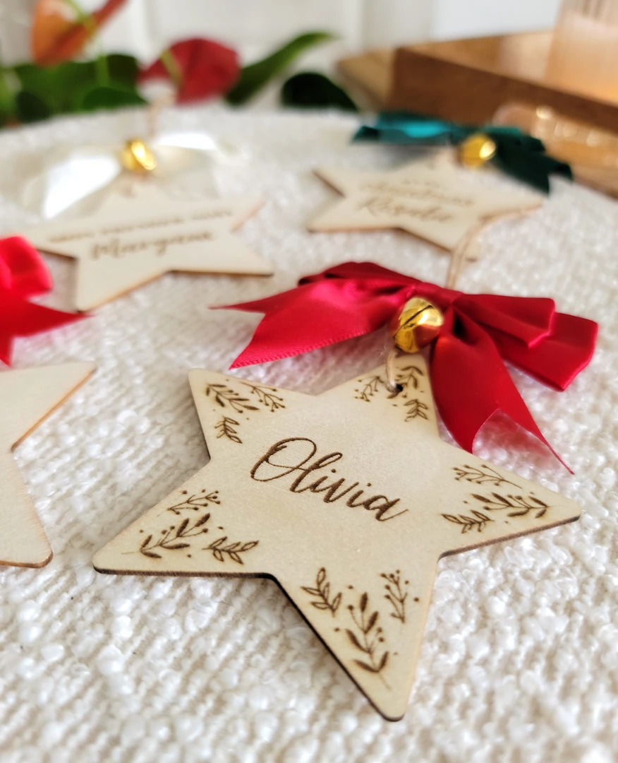 Etoile de Noël à suspendre personnalisée — vue 3