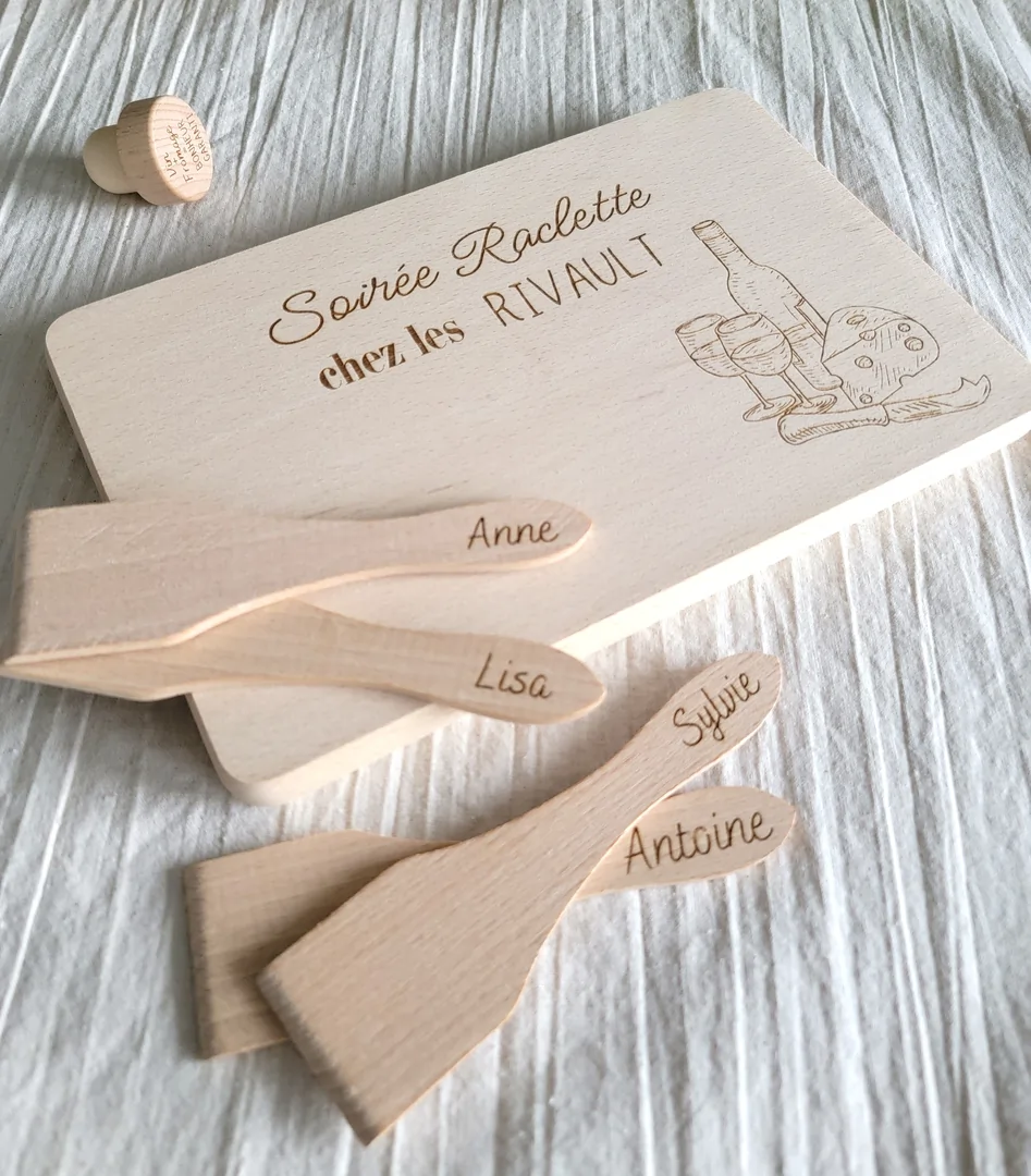 Kit raclette - Planche et spatules personnalisées — vue 4
