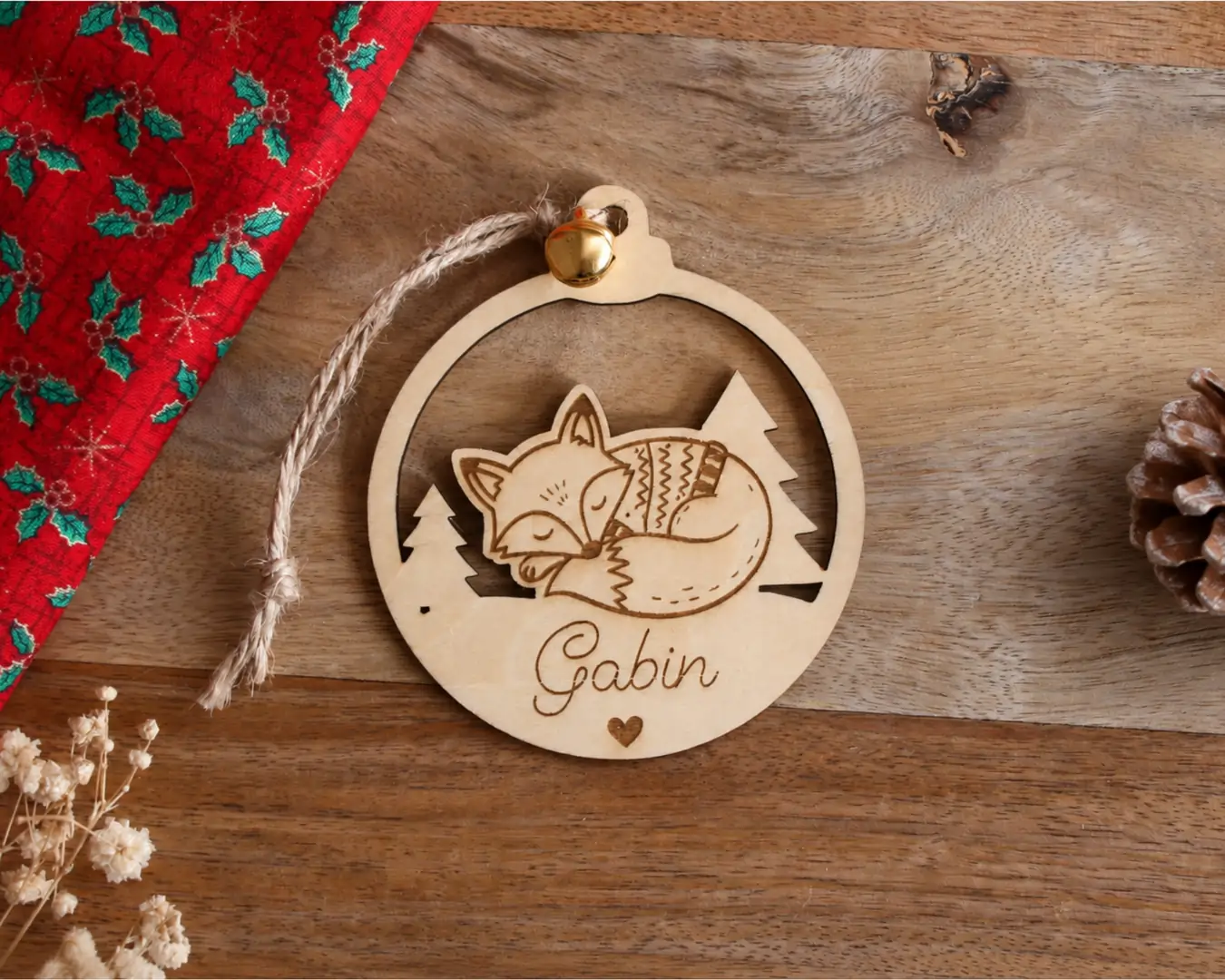 Boule de Noël personnalisée en bois - Mon premier Noël — vue 5