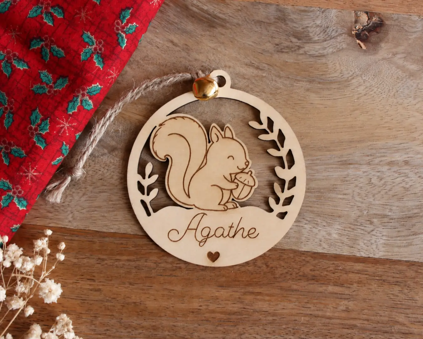 Boule de Noël personnalisée en bois - Mon premier Noël — vue 6