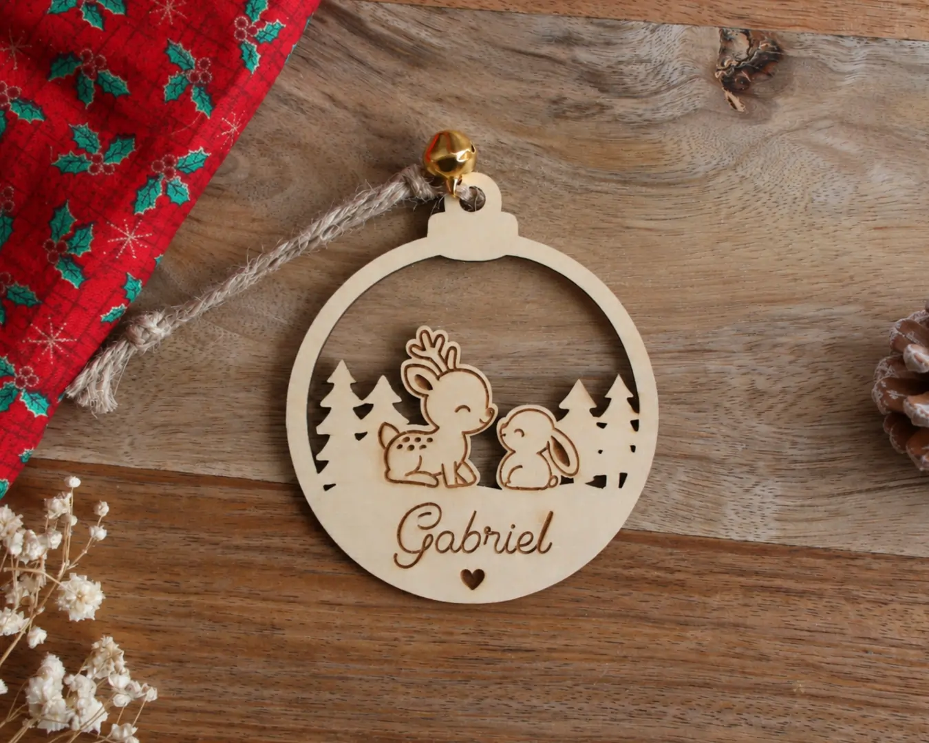 Boule de Noël personnalisée en bois - Mon premier Noël — vue 4